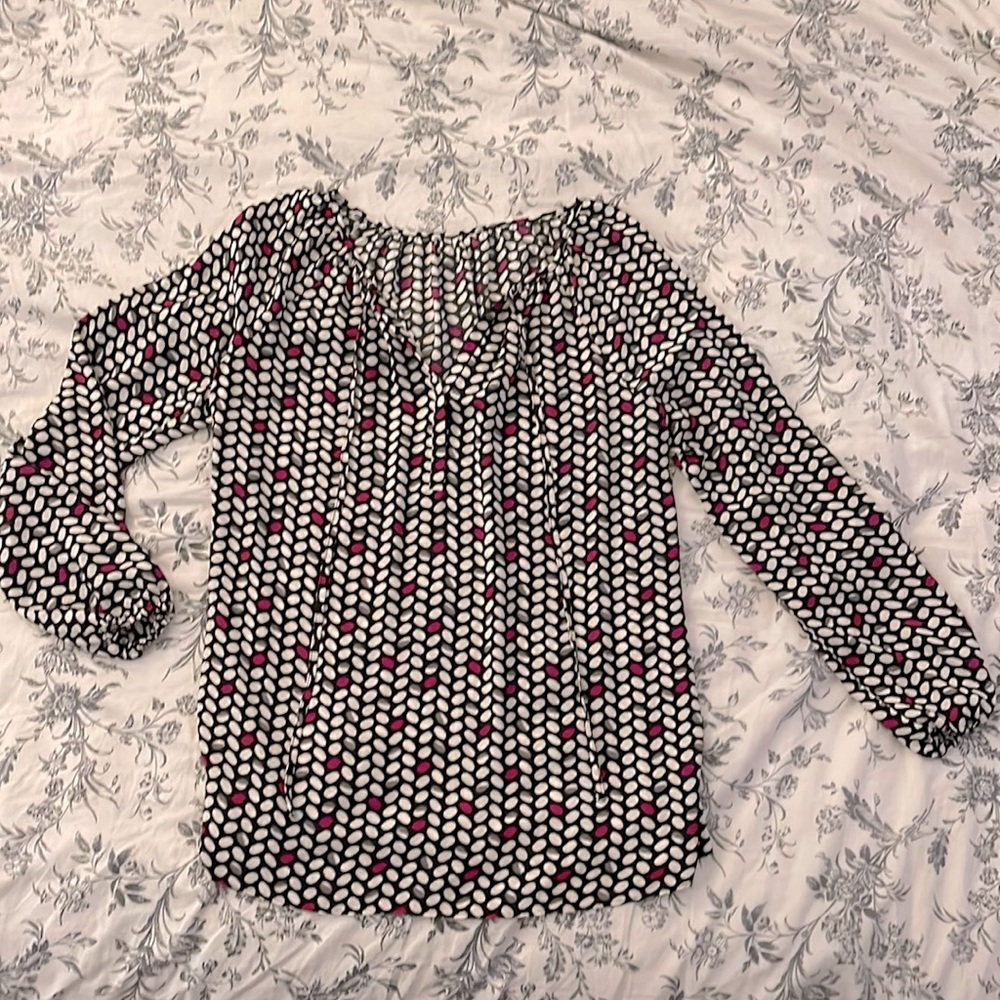 No tags size M slightly sheer long sleeve tunic.